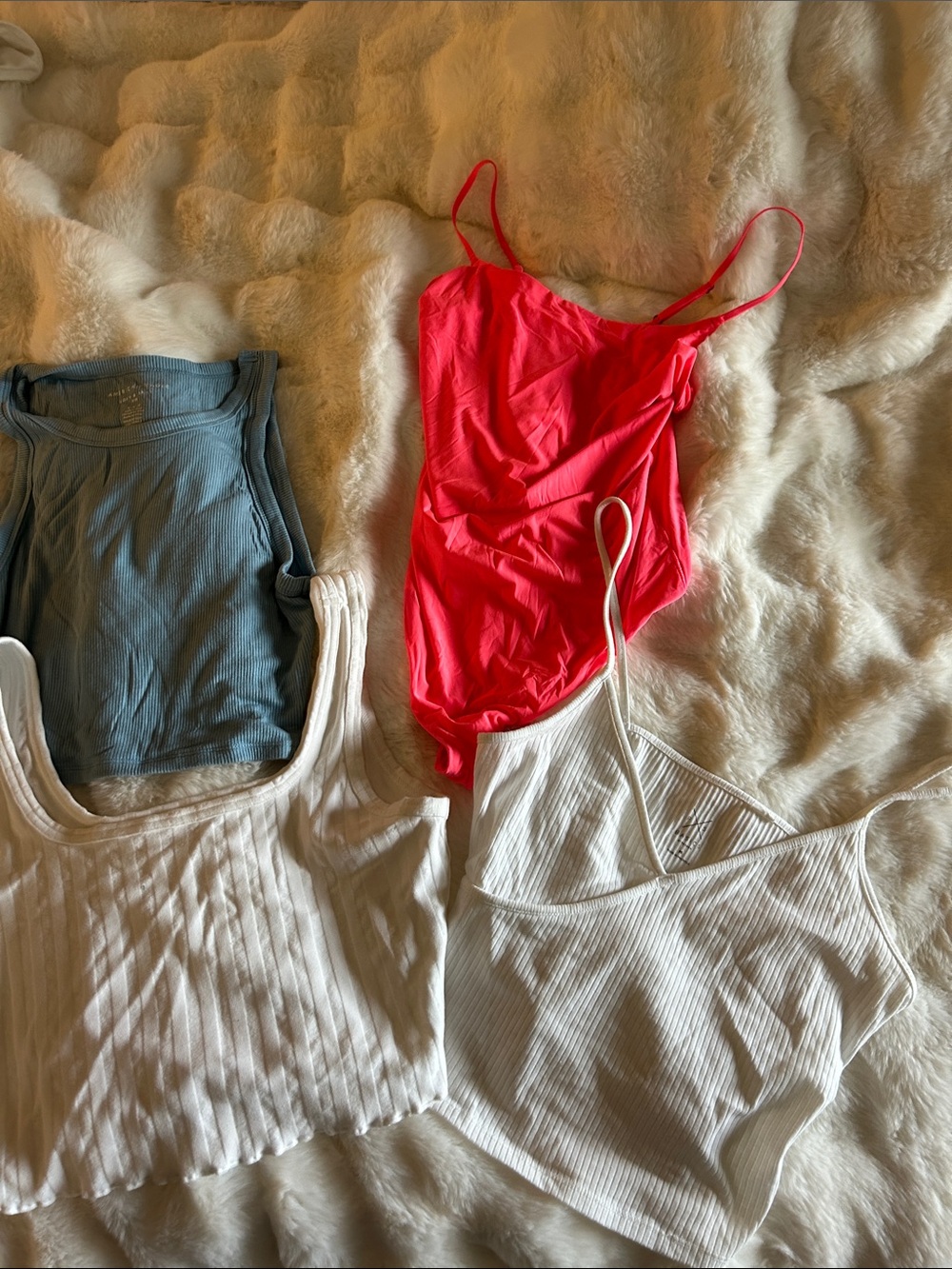Top Bundle (4) - Picture 1 of 5